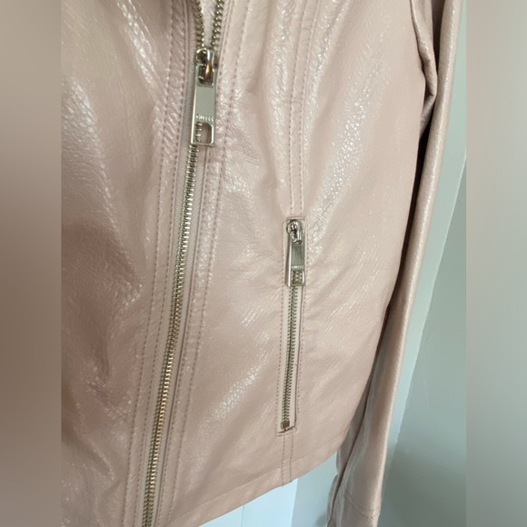 SZ L GUESS PINK FAUX LEATHER MOTO JACKET - Picture 3 of 14
